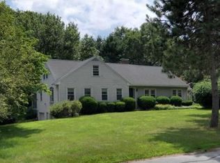 14 Clarence Rd, Wayland, MA 01778