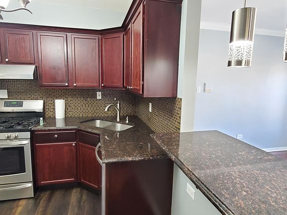 2nd image of 5533 W Barry Ave