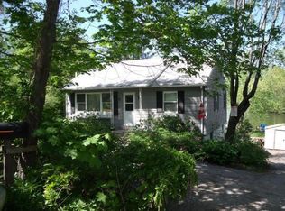 301 E Lakeshore Dr, Highland Lakes, NJ 07422