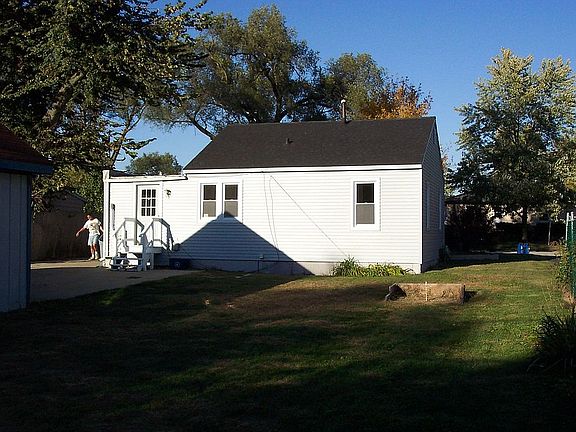 5th image of 2307 Parkrose St