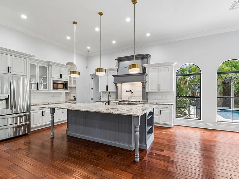 3917 W Barcelona St — Photo 20
