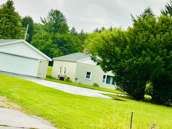 (undisclosed Address), West Bend, WI 53090