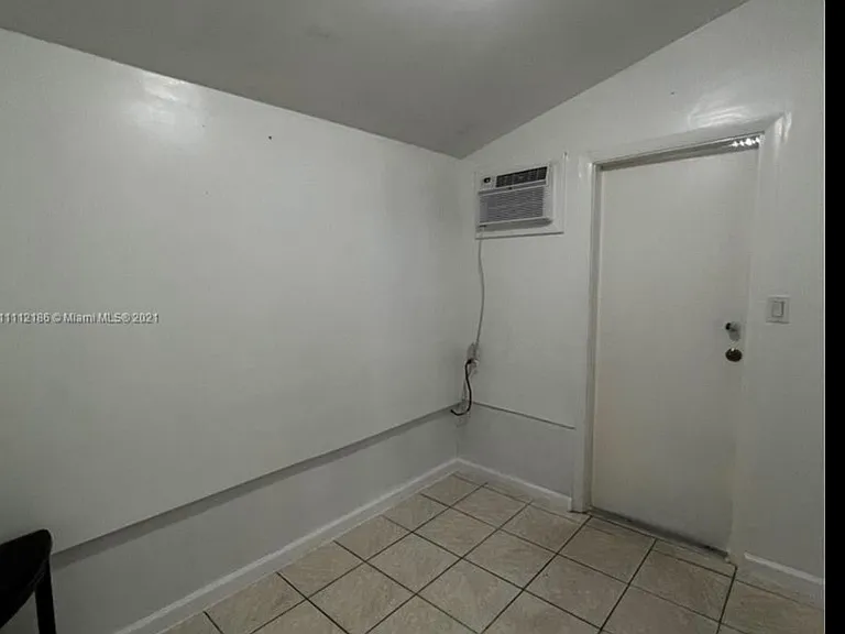47 NW 45th Ave — Photo 10