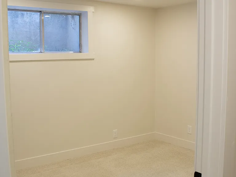 1306 S 325 E — Photo 7
