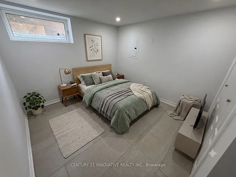 541 Chamberlain Rd #B — Photo 6