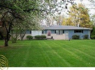6771 Highland Rd, Waterford, MI 48327
