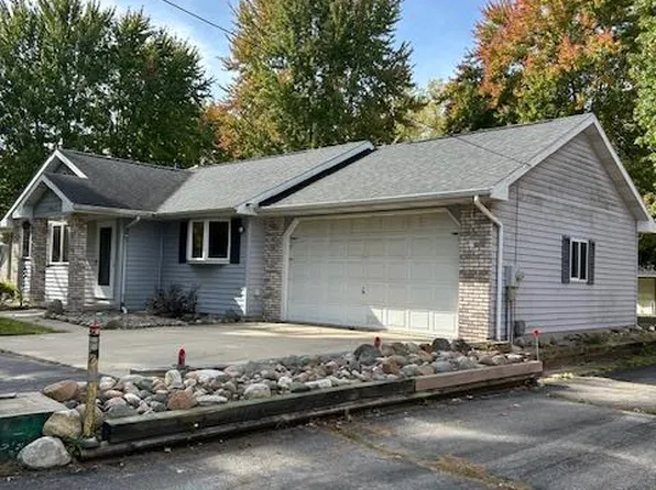 3842 Clutier Rd, Saginaw, MI 48601