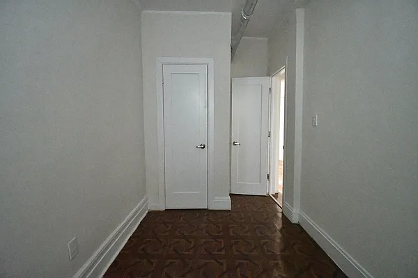 Rented by Voro, LLC | media 8