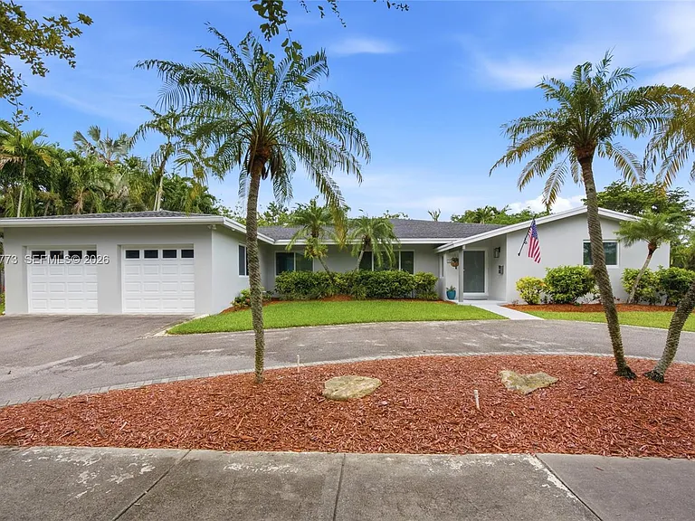 15845 SW 87th Ave — Photo 4