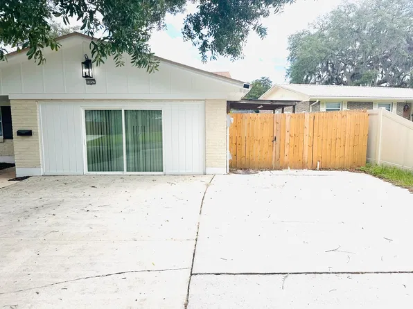 1057 Knoll Cv, Jacksonville, FL 32221