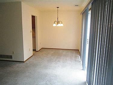 4th image of 579 Brandywine Dr