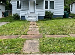 820 N Elm Ave, Saint Louis, MO 63119