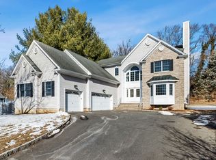 144 Shunpike Rd, Madison, NJ 07940