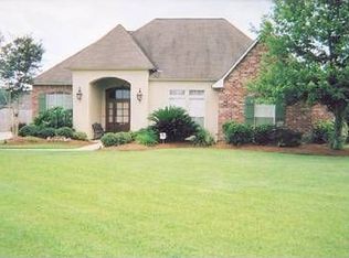 16491 Summerlin Dr, Prairieville, LA 70769
