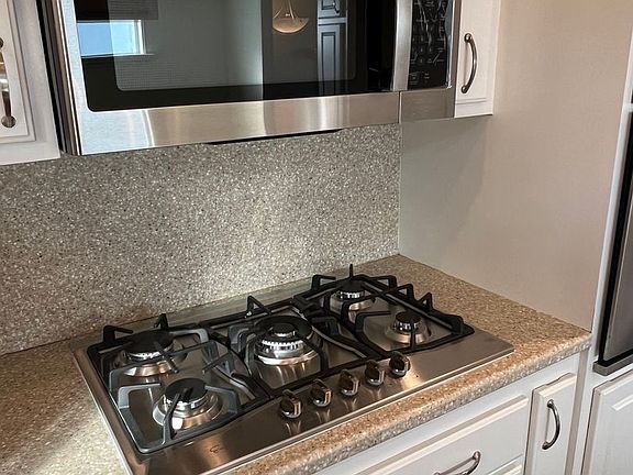 4th image of 6795 Los Feliz Dr