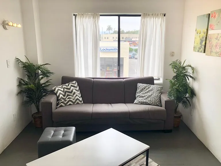 1639 Cabrillo Ave #302 — Photo 7