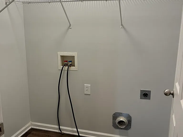 314 Fletcher Ct — Photo 10