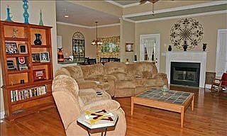 2nd image of 301 Lake Lennox Dr
