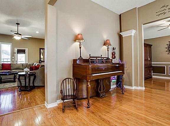 4th image of 3705 Trailridge Dr