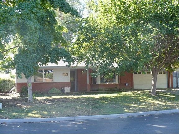 2nd image of 41911 El Camino Dr