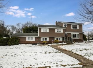 2 Eden Pl, Wayne Twp., NJ 07470