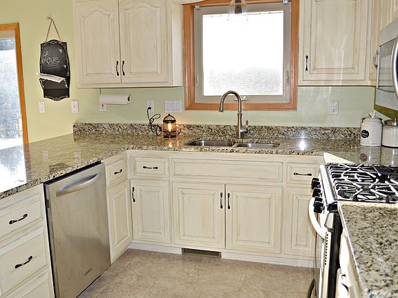 3rd image of 1721 Elk Trail Dr