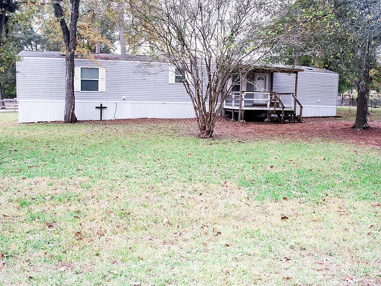 23602 Saxon Way — Photo 2