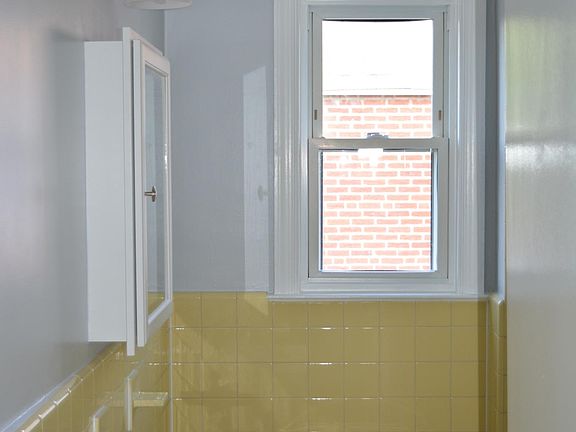 3rd image of 612 Beech Ave