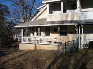 15 Lakeview Ave, Pine Hill, NJ 08021