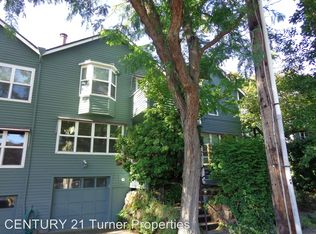 1313 SE Oak St, Portland, OR 97214