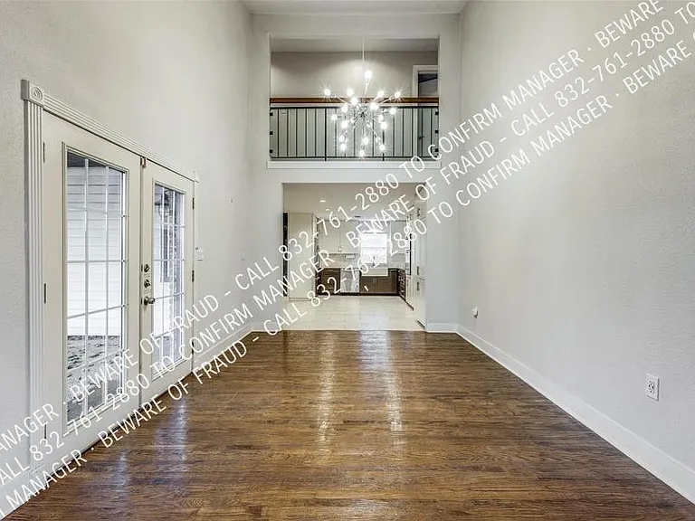 3800 Graphic Pl — Photo 7