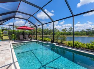 200 Daylily Blvd, Nokomis, FL 34275