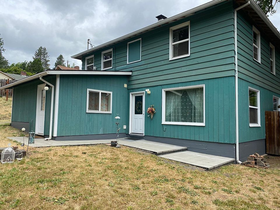 Back Yard & Entry