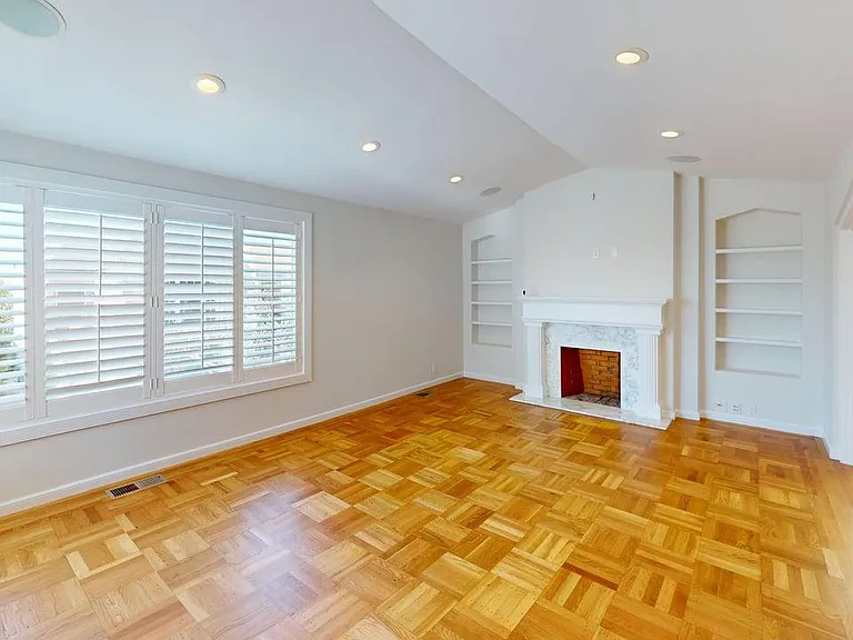 2236 15th Ave — Photo 40