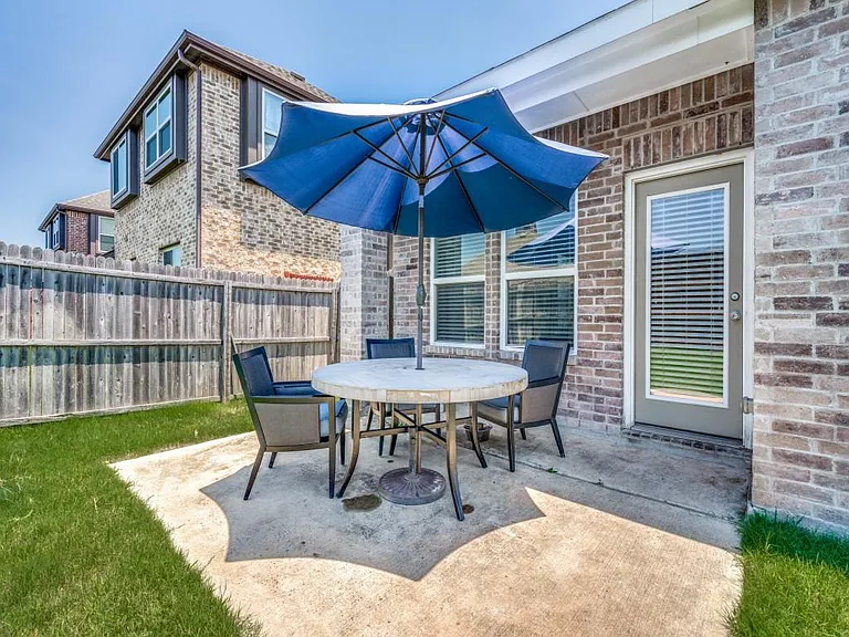 1204 Barn Owl Dr — Photo 7