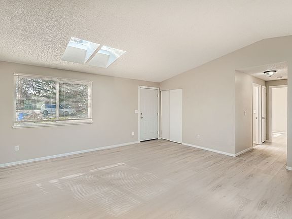 3rd image of 209 E 36th St APT B