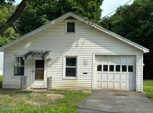 7 Madison Avenue, Ravena, NY 12143