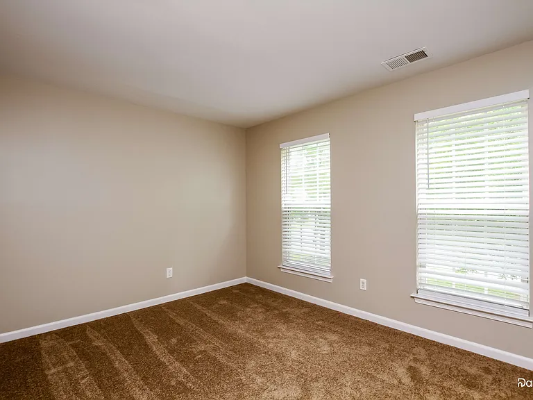 601 N Mulberry St — Photo 13