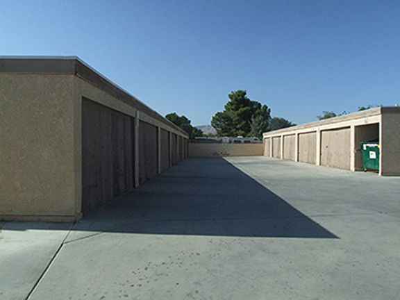 Lockable Garage