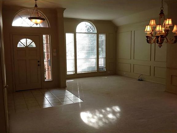 5th image of 8405 Shady Oaks Dr