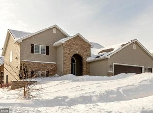 4520 Manor Park Dr NW, Rochester, MN 55901