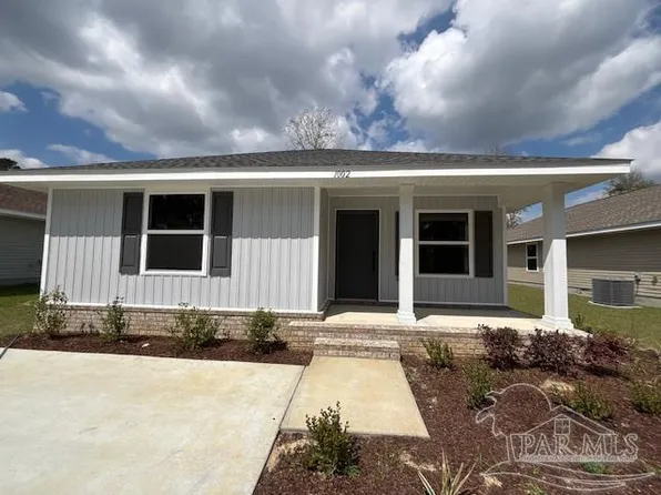 1002 Brimwood Cir #27A, Cantonment, FL 32533