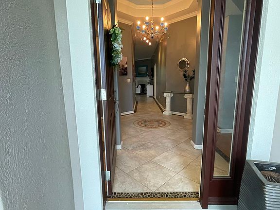 Front door, main enterance