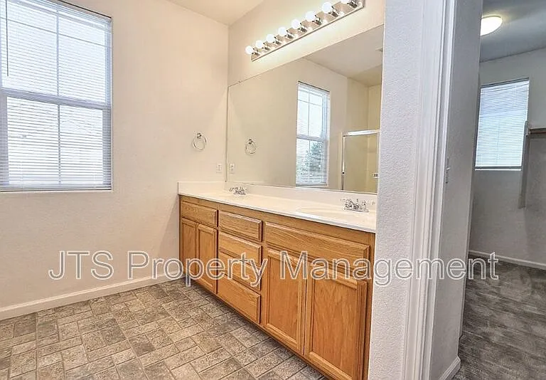506 Navigator Dr — Photo 24