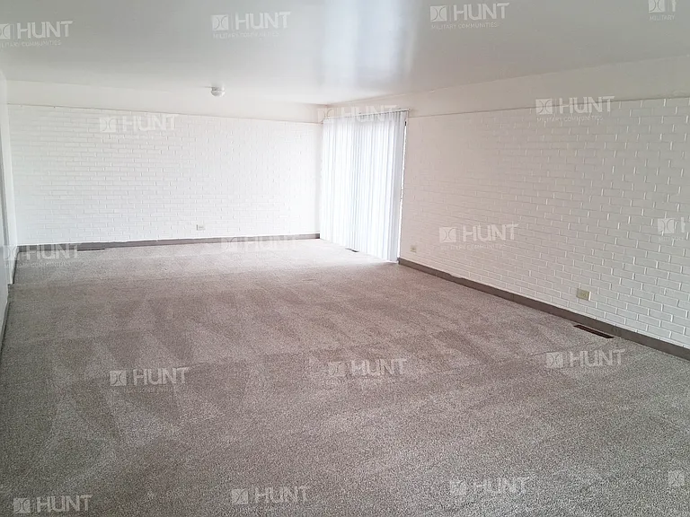4075A Mercury Cir SE — Photo 1