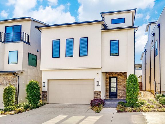 2nd image of 4119 Entrada Way