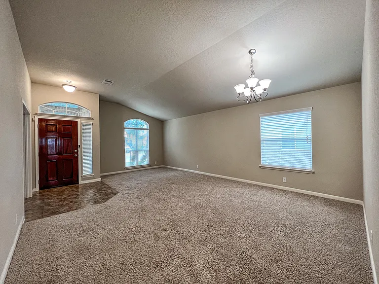 923 Avery Pkwy #2 — Photo 4