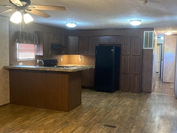 4th image of 1615 Private Dr