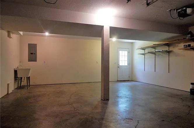 801 Village St — Photo 16