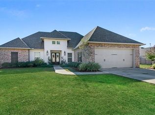 1053 Spring Haven Ln, Madisonville, LA 70447